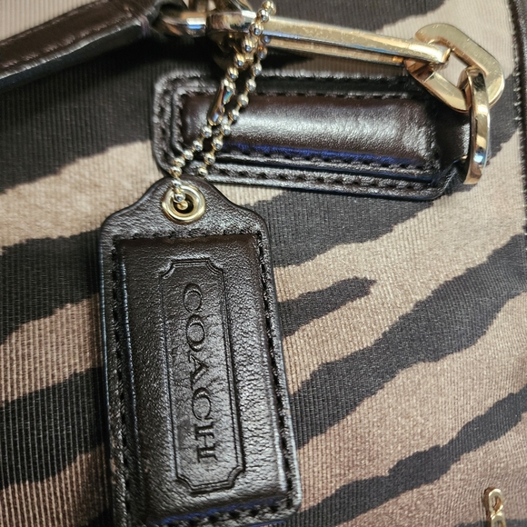 Coach w/COA Madison Eastwest Tote in Zebra Print Fabric - Picture 13 of 14